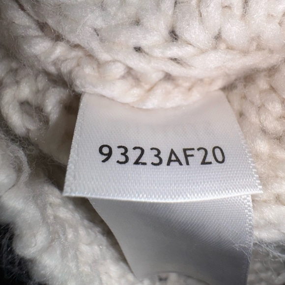 Aeropostale Cream Wool Blend Crochet Cable Knit Cropped Sweater Size M VGUC - Picture 9 of 10